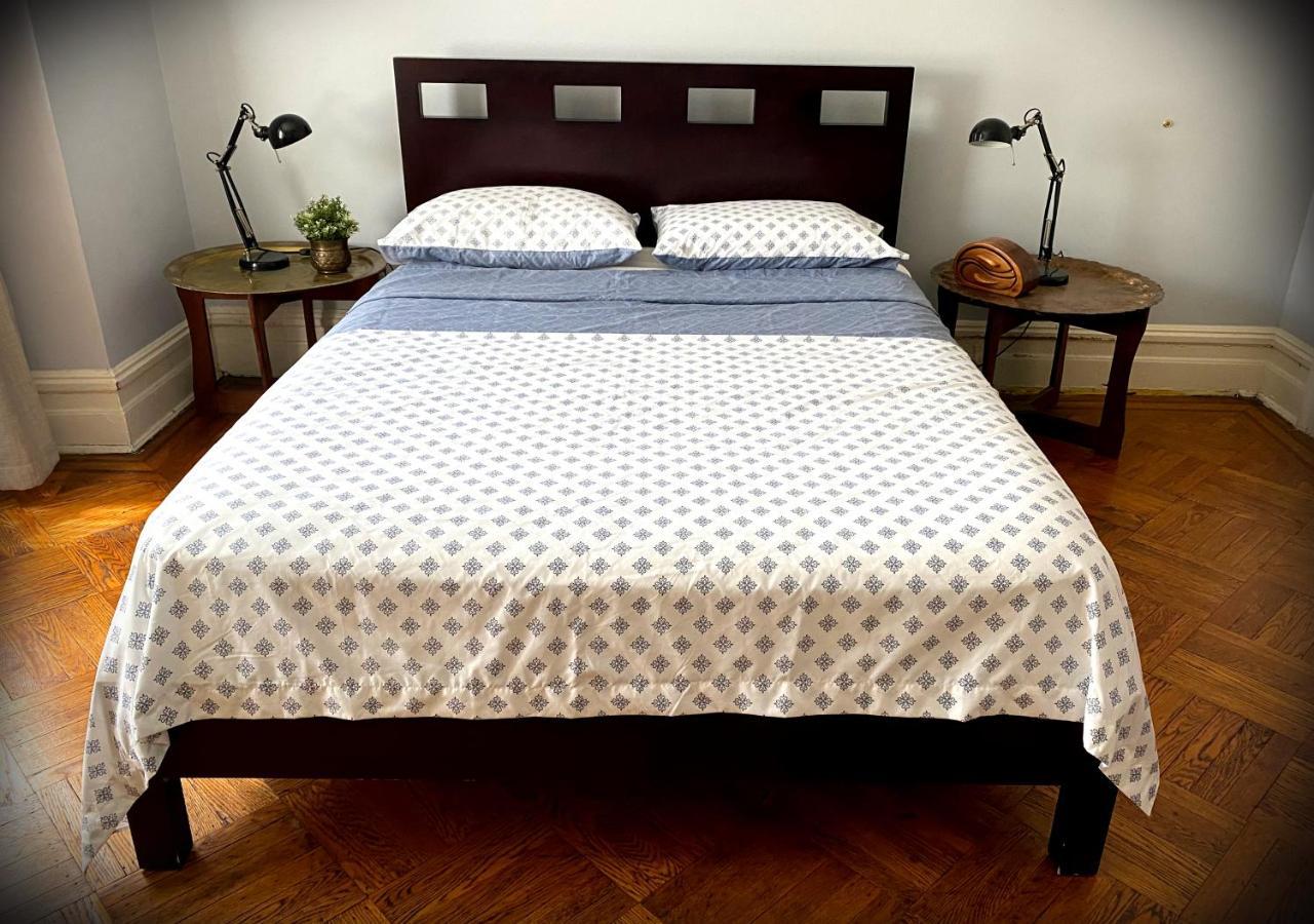 Spacious Bedroom In A Brooklyn House Shared With Host Nova York Exterior foto